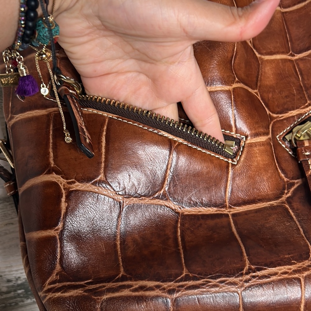 Dooney & Bourke Crocodile hobo bag - Picture 3 of 8